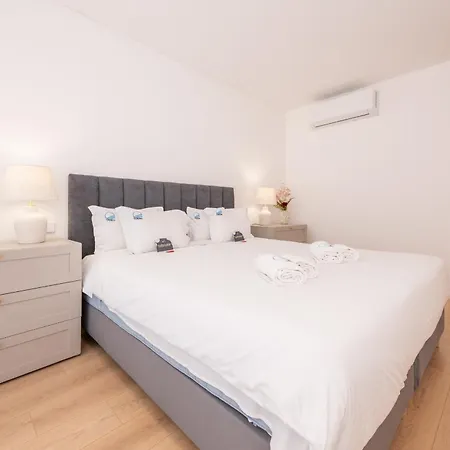 By The Marina - Modern With Pools & Gym Apartamento